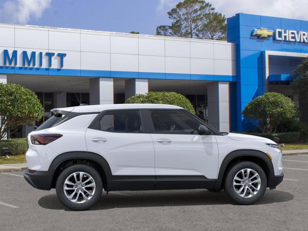 new 2026 Chevrolet TrailBlazer car, priced at $26,592