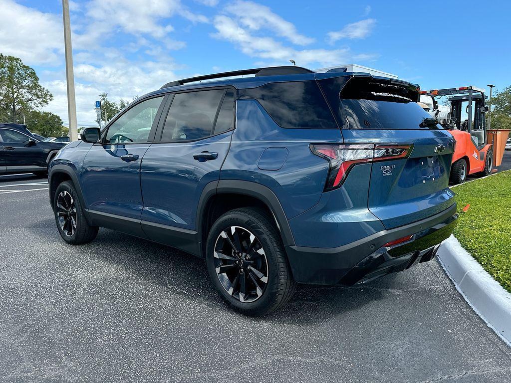 used 2025 Chevrolet Equinox car, priced at $27,250