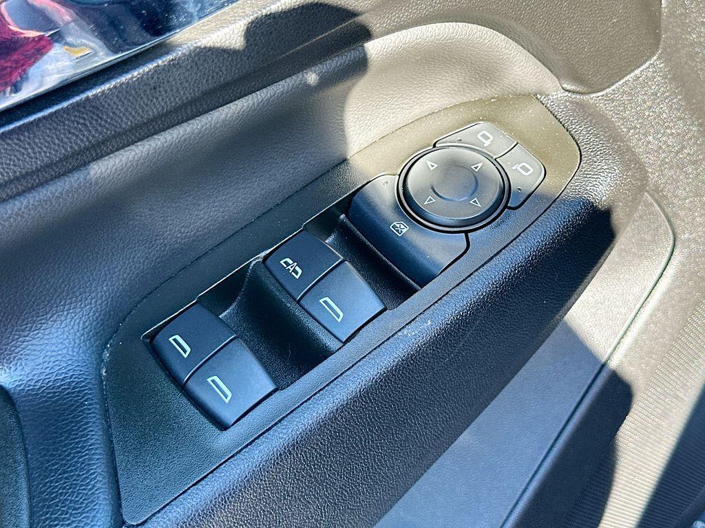 used 2023 Chevrolet Equinox car, priced at $20,600