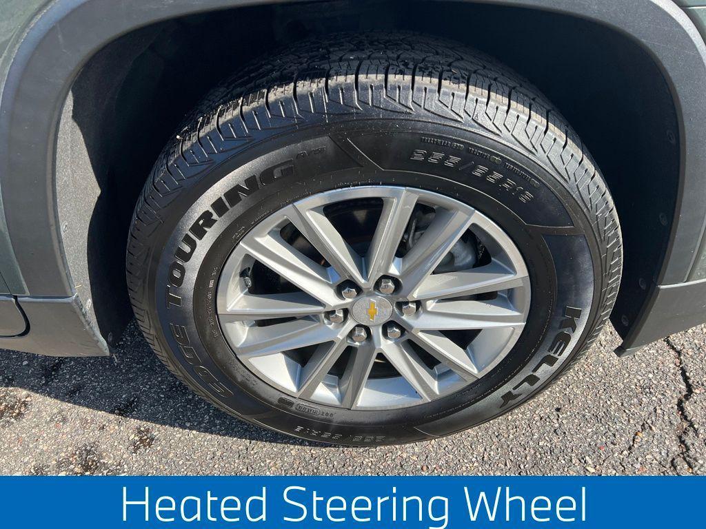 used 2022 Chevrolet Traverse car, priced at $24,995