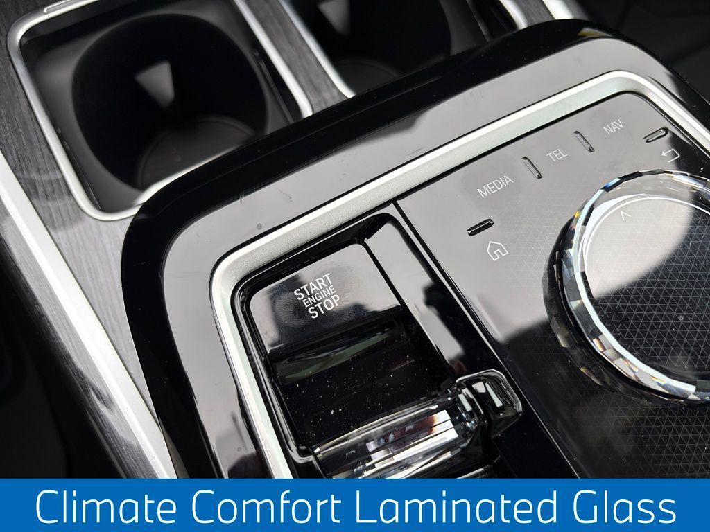 used 2026 BMW 760 car, priced at $159,140