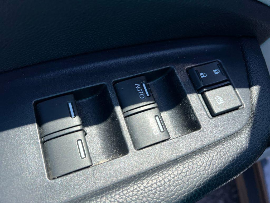used 2020 Honda Pilot car, priced at $14,749