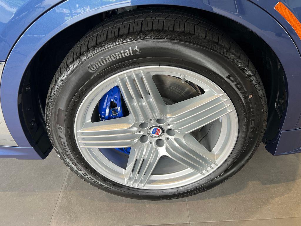 new 2026 BMW ALPINA XB7 car, priced at $164,199