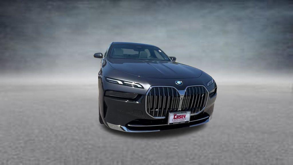 new 2026 BMW i7 car, priced at $111,300