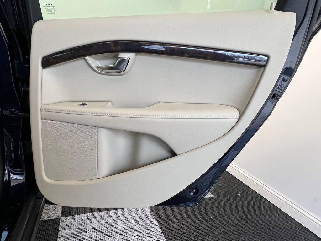 used 2016 Volvo XC70 car, priced at $11,550