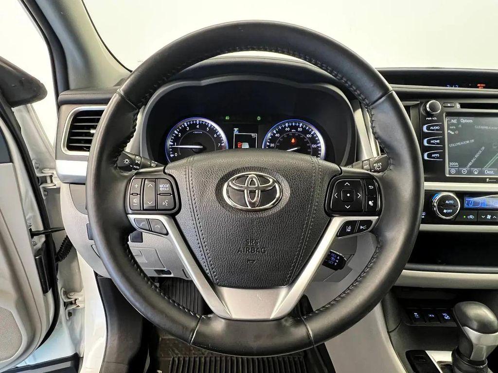 used 2019 Toyota Highlander car, priced at $20,900