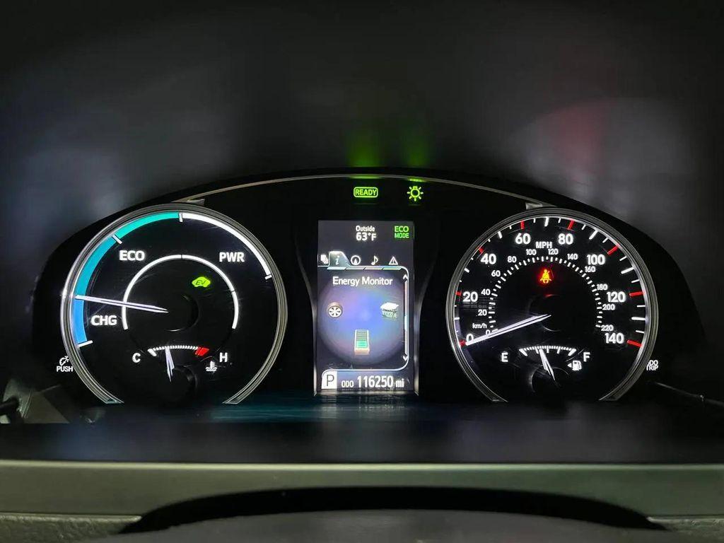 used 2015 Toyota Camry Hybrid car, priced at $12,900