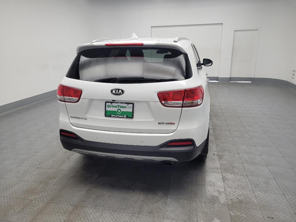 used 2016 Kia Sorento car, priced at $15,995