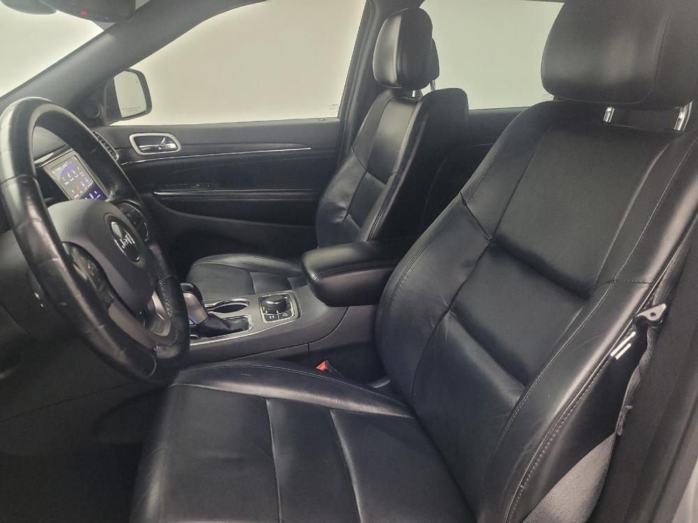 used 2020 Jeep Grand Cherokee car, priced at $18,795