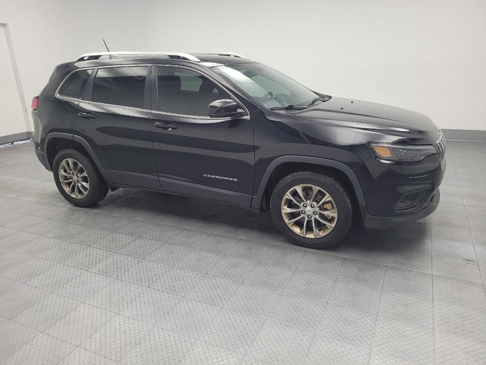 used 2020 Jeep Cherokee car, priced at $16,495