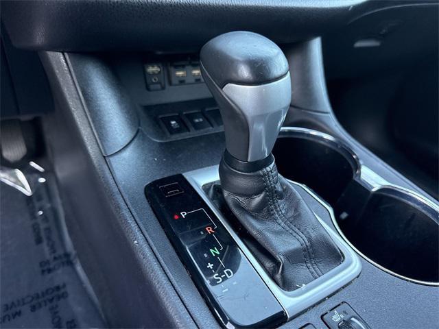 used 2019 Toyota Highlander car, priced at $21,298