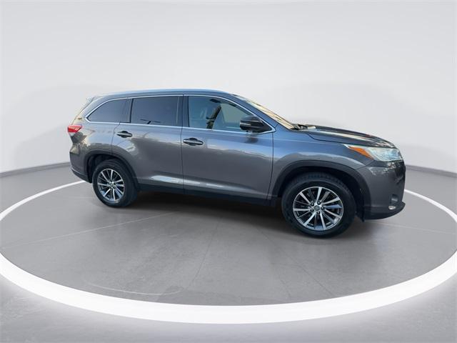 used 2019 Toyota Highlander car, priced at $21,298