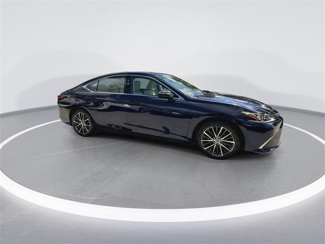 used 2022 Lexus ES 350 car, priced at $35,398