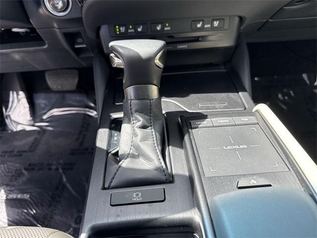 used 2022 Lexus ES 350 car, priced at $35,398