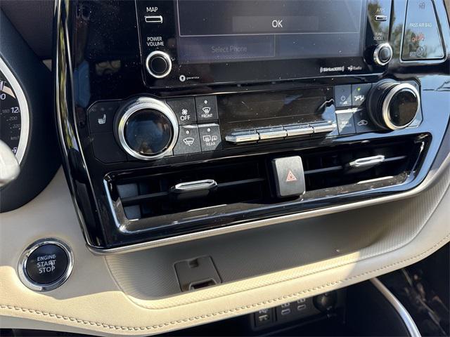 used 2022 Toyota Highlander car, priced at $27,798