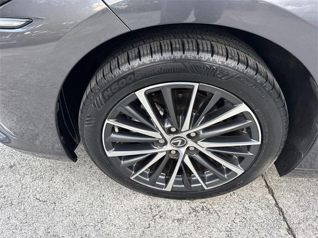 used 2023 Lexus ES 250 car, priced at $34,898
