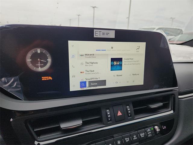 new 2025 Lexus ES 350 car, priced at $48,354