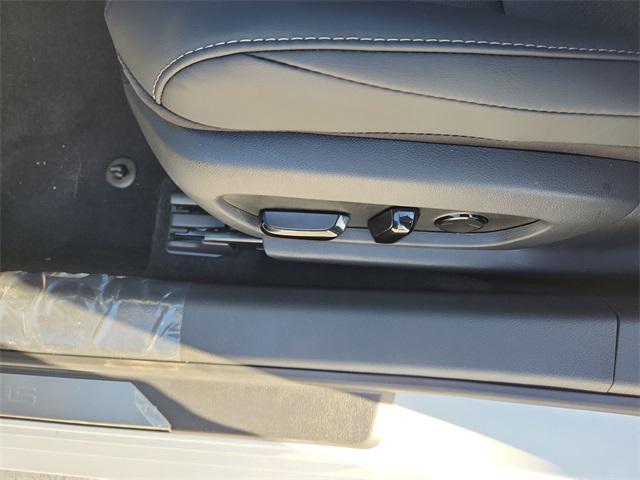 new 2025 Lexus ES 350 car, priced at $50,194