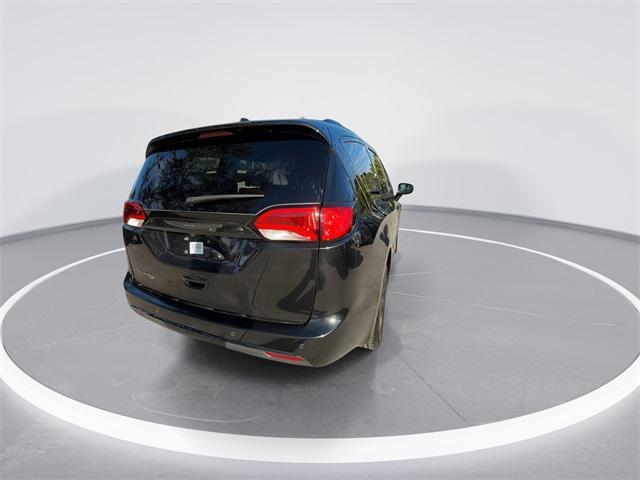 used 2019 Chrysler Pacifica car, priced at $15,898