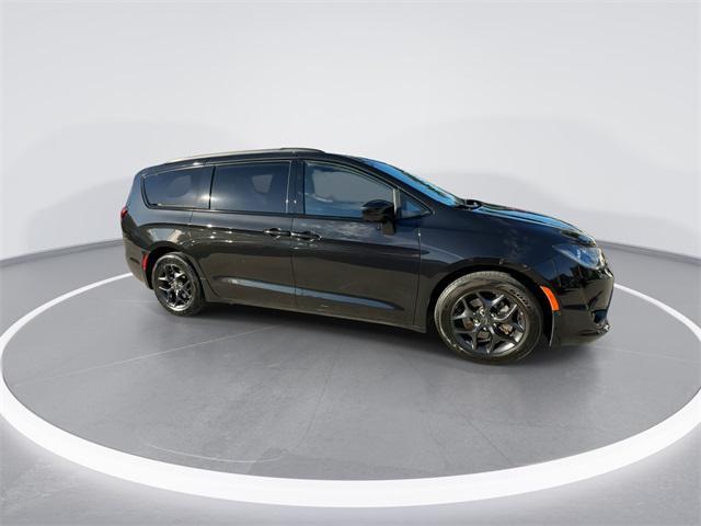 used 2019 Chrysler Pacifica car, priced at $15,898
