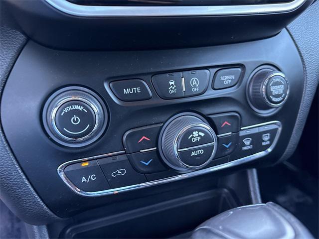 used 2021 Jeep Cherokee car, priced at $16,898