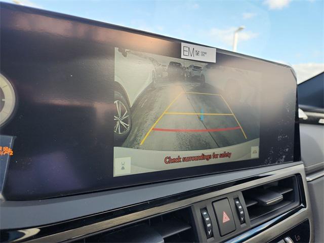 new 2025 Lexus ES 350 car, priced at $49,675