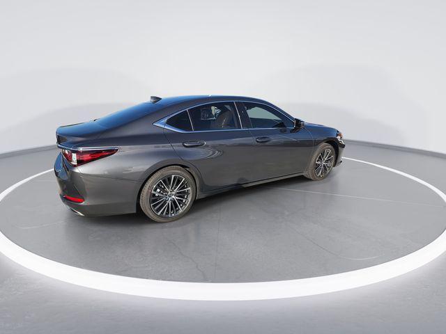 new 2025 Lexus ES 350 car, priced at $49,694