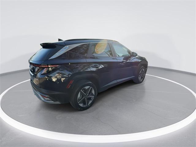 used 2025 Hyundai TUCSON Hybrid car, priced at $30,450