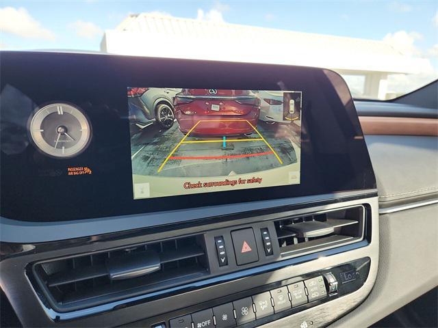 new 2025 Lexus ES 350 car, priced at $47,854