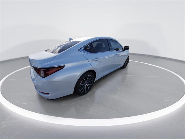 new 2025 Lexus ES 350 car, priced at $49,694