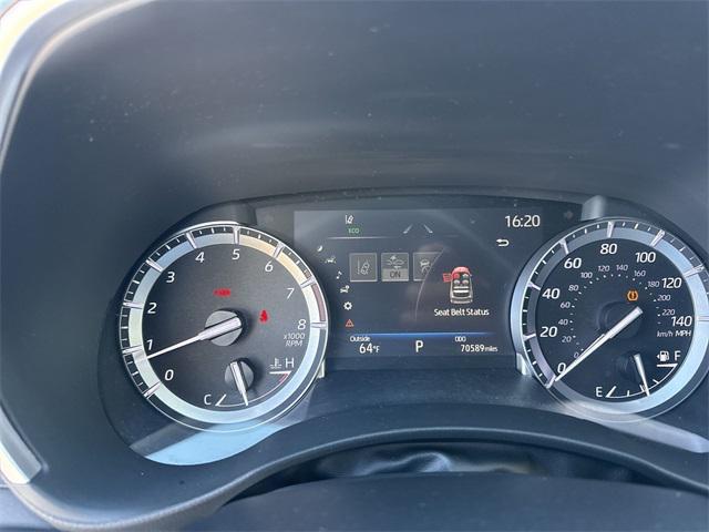 used 2022 Toyota Highlander car, priced at $27,798