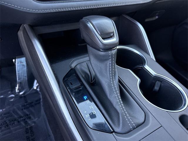 used 2022 Toyota Highlander car, priced at $27,798