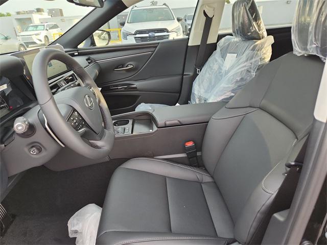 new 2025 Lexus ES 300h car, priced at $50,914