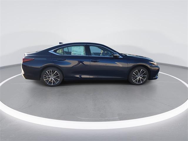 new 2025 Lexus ES 350 car, priced at $47,854
