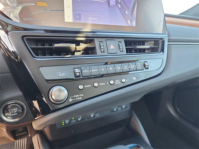 new 2025 Lexus ES 350 car, priced at $47,854