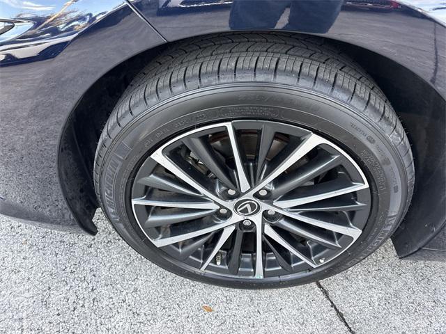used 2024 Lexus ES 350 car, priced at $38,898
