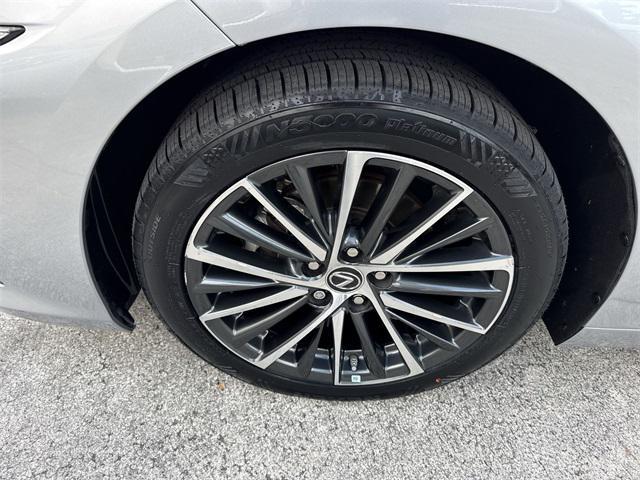 used 2023 Lexus ES 350 car, priced at $35,798