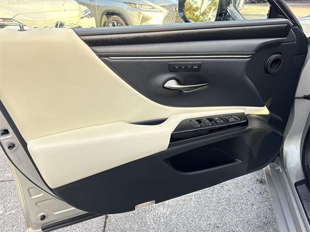 used 2022 Lexus ES 350 car, priced at $35,898