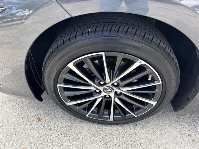 used 2024 Lexus ES 350 car, priced at $36,798