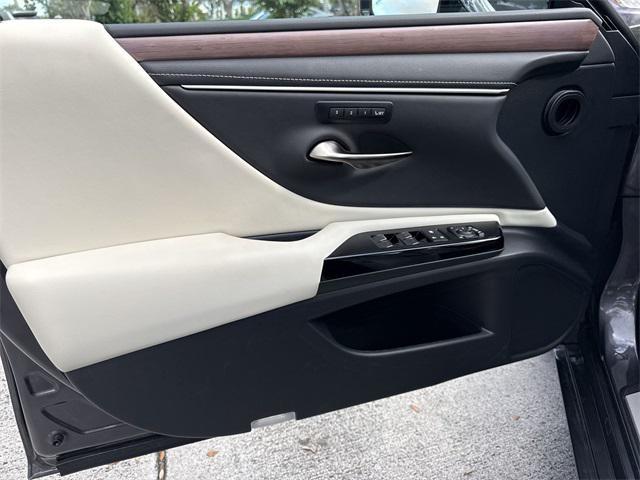 used 2024 Lexus ES 350 car, priced at $36,798