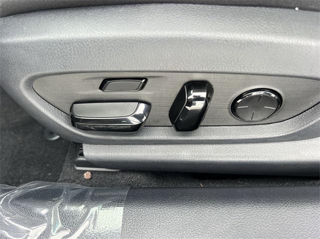 new 2025 Lexus ES 350 car, priced at $52,514