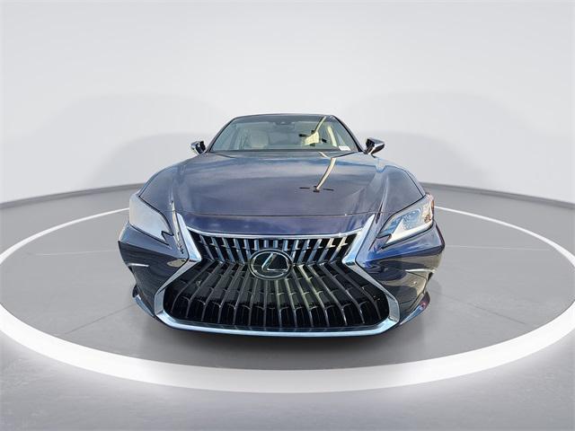 new 2025 Lexus ES 350 car, priced at $49,194