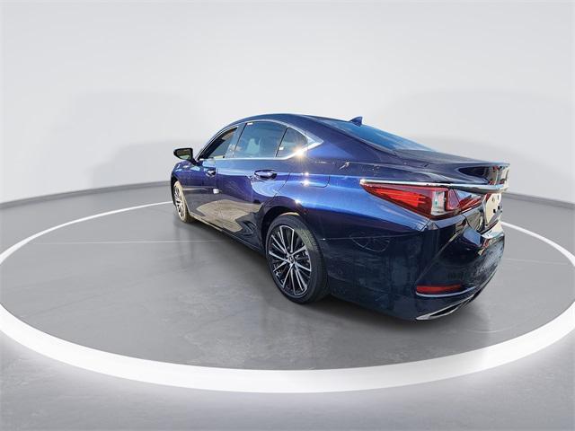 new 2025 Lexus ES 350 car, priced at $49,194