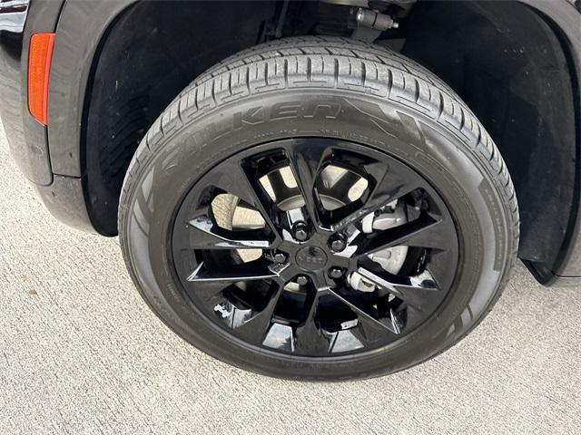 used 2021 Jeep Grand Cherokee L car, priced at $27,298