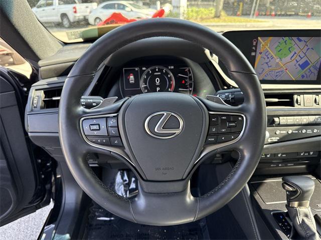 used 2022 Lexus ES 350 car, priced at $35,498