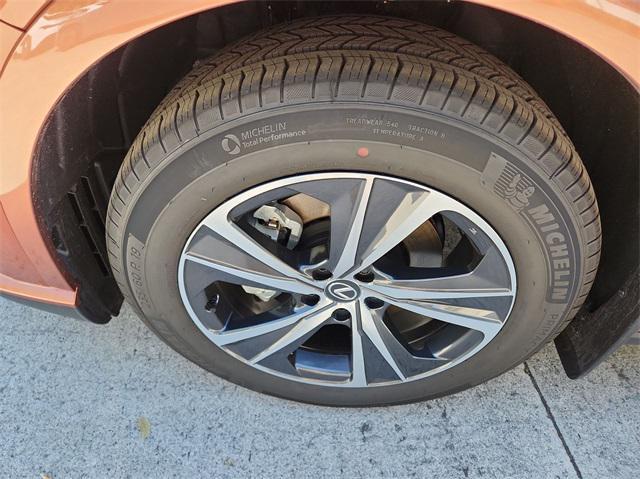 new 2025 Lexus RX 350h car, priced at $57,610