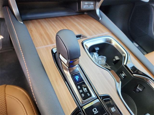 new 2025 Lexus RX 350h car, priced at $57,610