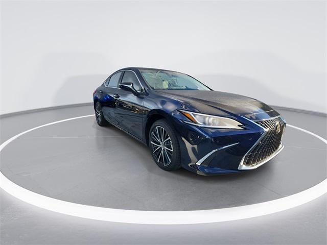 new 2025 Lexus ES 350 car, priced at $47,435