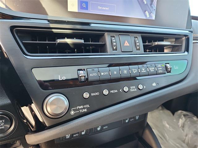 new 2025 Lexus ES 350 car, priced at $49,084