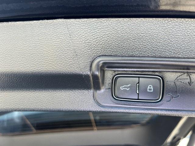 used 2022 Ford Explorer car, priced at $33,779